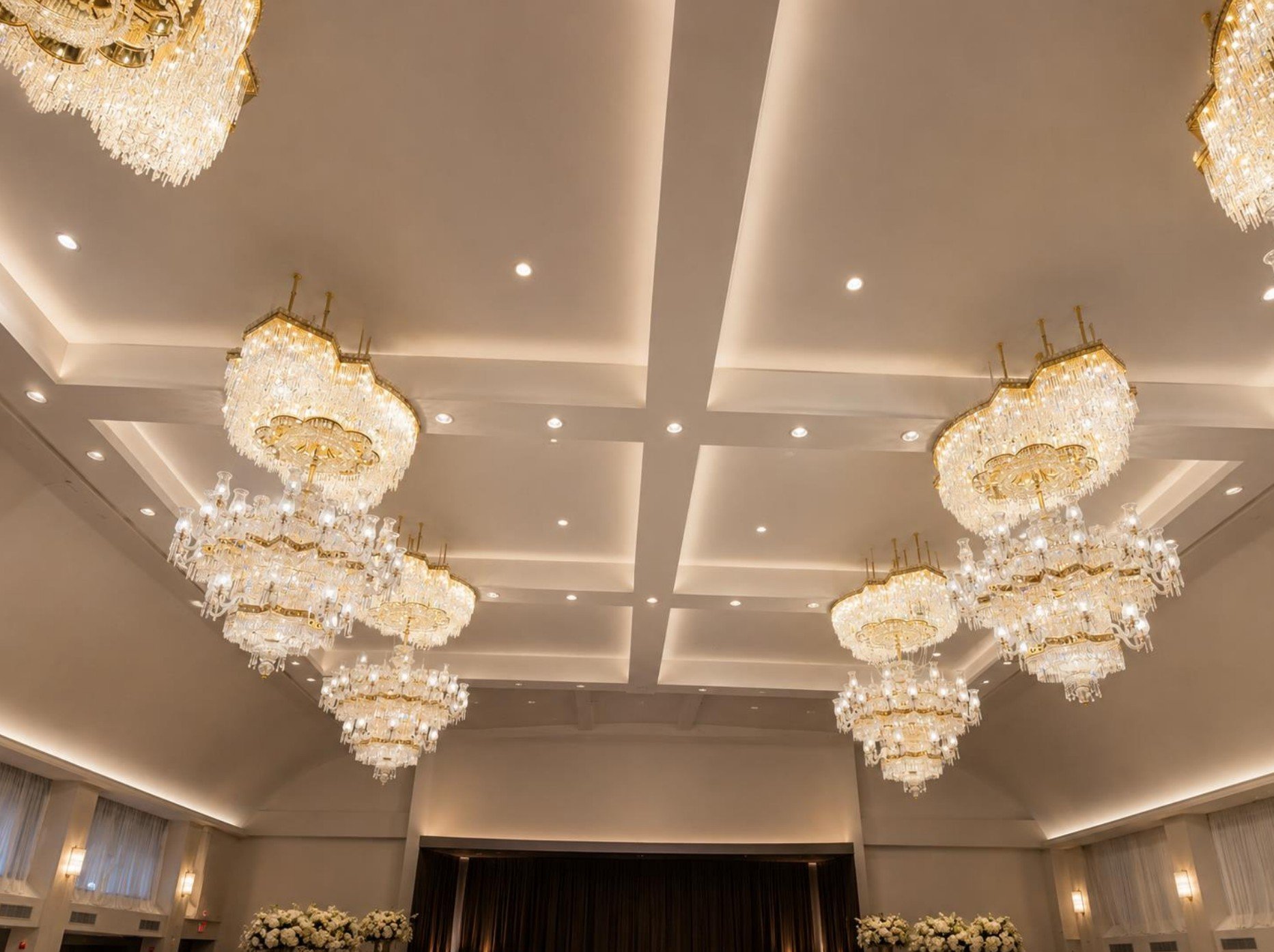 Specialty ornamental structure